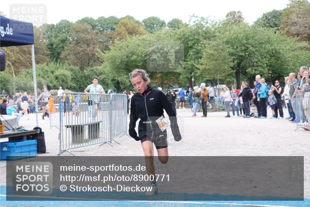 14.09.2025 - Stadtparktriathlon Strokosch-Dieckow http://msf.ph/oto/8900771 14.09.2025 14:40:42 Ziel 1455, 1474, 1557, 1694, 1696, 1781, 1791 meine-sportfotos.de