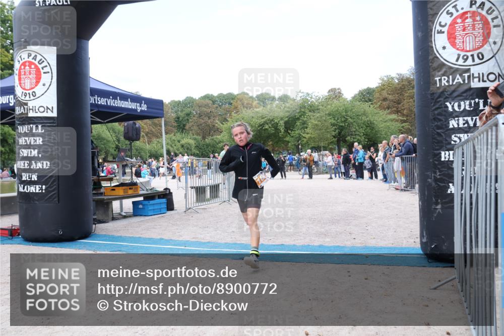 14.09.2025 - Stadtparktriathlon Strokosch-Dieckow http://msf.ph/oto/8900772 14.09.2025 14:40:42 Ziel 1455, 1474, 1557, 1694, 1696, 1781, 1791 meine-sportfotos.de