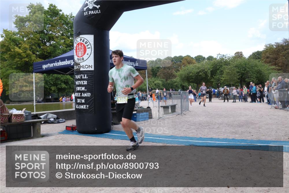 14.09.2025 - Stadtparktriathlon Strokosch-Dieckow http://msf.ph/oto/8900793 14.09.2025 14:40:46 Ziel 1455, 1474, 1529, 1557, 1694, 1696, 1791 meine-sportfotos.de