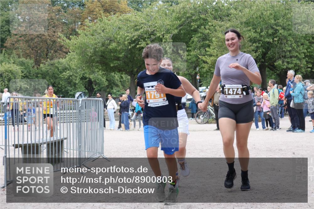14.09.2025 - Stadtparktriathlon Strokosch-Dieckow http://msf.ph/oto/8900803 14.09.2025 14:40:49 Ziel 1455, 1474, 1529, 1557, 1791 meine-sportfotos.de