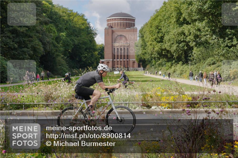 14.09.2025 - Stadtparktriathlon Michael Burmester http://msf.ph/oto/8900814 14.09.2025 13:08:40 Radfahren 1360, 1368, 1420, 1481, 1496, 1498, 1506, 1514, 1518 meine-sportfotos.de