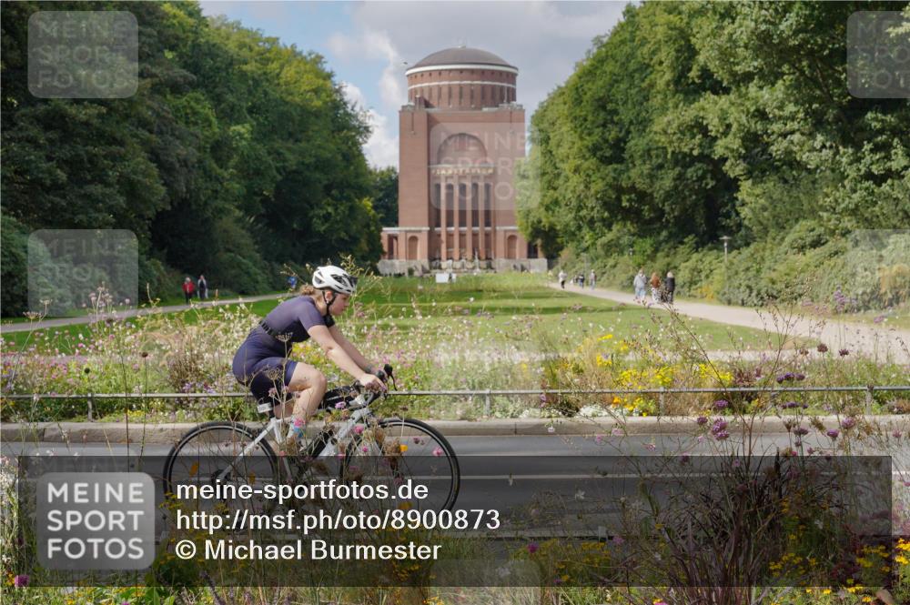 14.09.2025 - Stadtparktriathlon Michael Burmester http://msf.ph/oto/8900873 14.09.2025 13:09:09 Radfahren 1325, 1329, 1427, 1507, 1517 meine-sportfotos.de