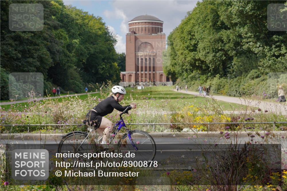 14.09.2025 - Stadtparktriathlon Michael Burmester http://msf.ph/oto/8900878 14.09.2025 13:09:12 Radfahren 1325, 1329, 1410, 1427, 1448, 1517 meine-sportfotos.de