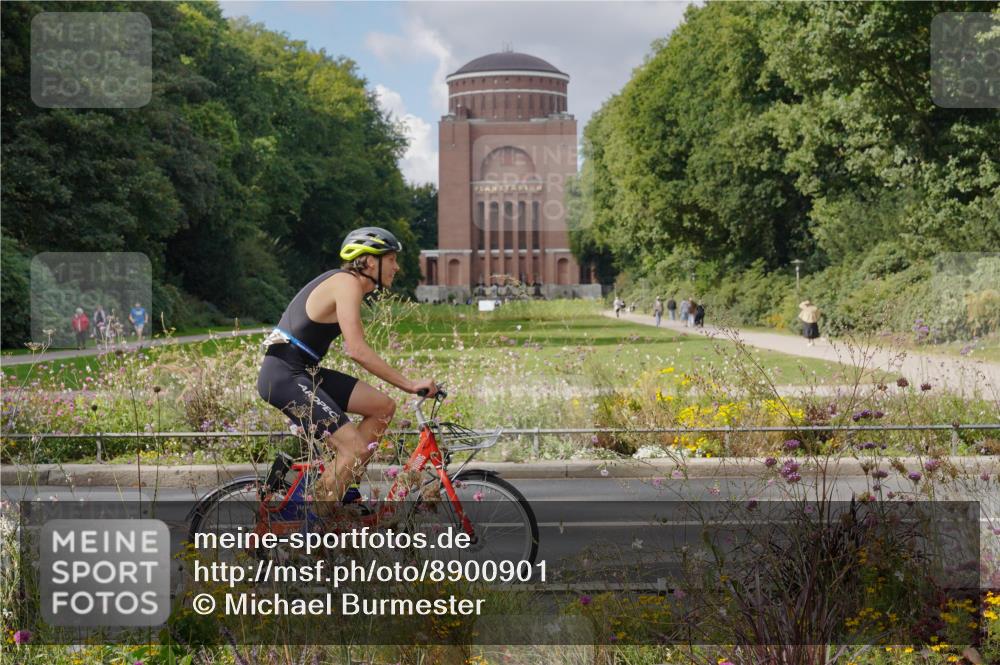 14.09.2025 - Stadtparktriathlon Michael Burmester http://msf.ph/oto/8900901 14.09.2025 13:09:29 Radfahren 1343, 1351, 1441, 1454, 1479, 1492 meine-sportfotos.de