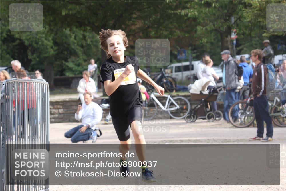 14.09.2025 - Stadtparktriathlon Strokosch-Dieckow http://msf.ph/oto/8900937 14.09.2025 14:42:49 Ziel 1715, 1750, 1779 meine-sportfotos.de