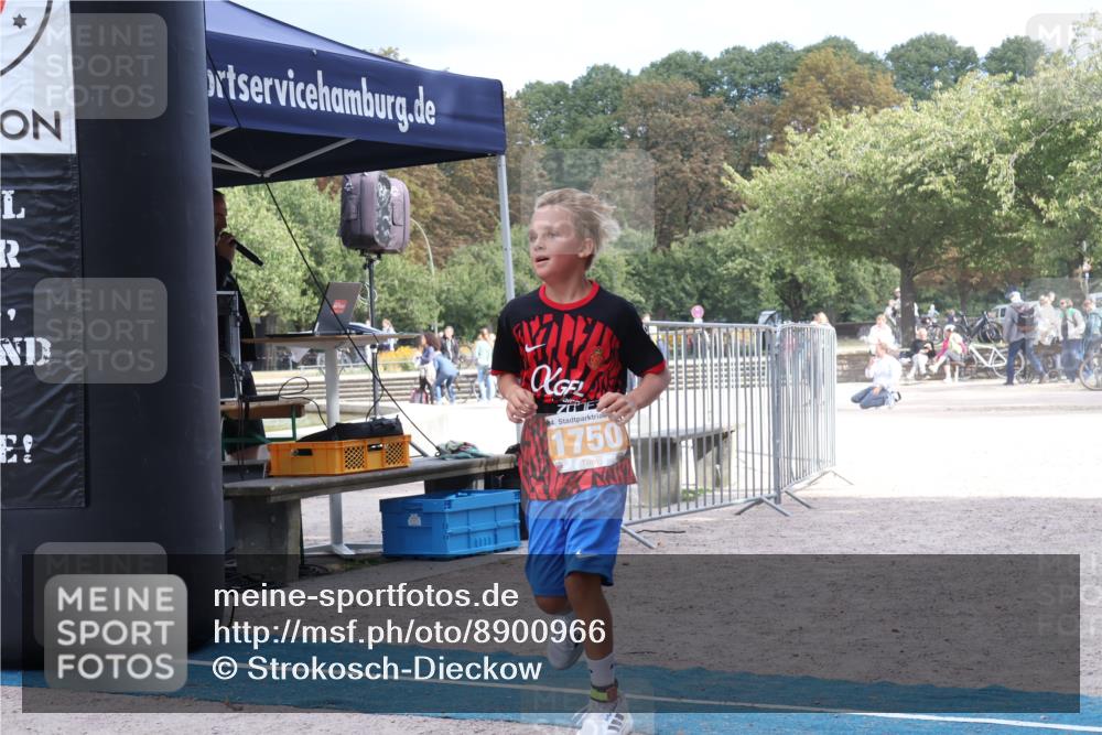 14.09.2025 - Stadtparktriathlon Strokosch-Dieckow http://msf.ph/oto/8900966 14.09.2025 14:42:55 Ziel 1715, 1750, 1779 meine-sportfotos.de