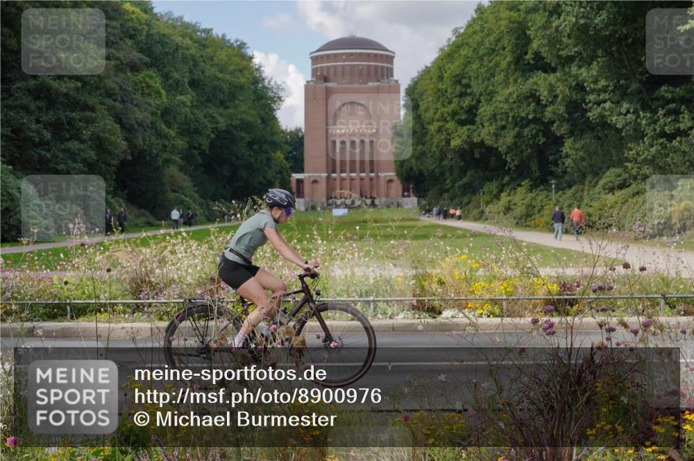 14.09.2025 - Stadtparktriathlon Michael Burmester http://msf.ph/oto/8900976 14.09.2025 13:10:24 Radfahren 1349, 1387, 1436, 1438, 1439, 1467, 1488, 1489, 1499, 1501 meine-sportfotos.de