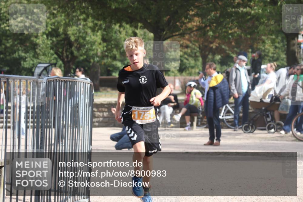 14.09.2025 - Stadtparktriathlon Strokosch-Dieckow http://msf.ph/oto/8900983 14.09.2025 14:43:10 Ziel 1757, 1773 meine-sportfotos.de