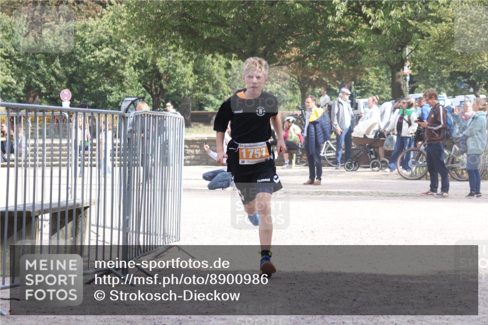14.09.2025 - Stadtparktriathlon Strokosch-Dieckow http://msf.ph/oto/8900986 14.09.2025 14:43:11 Ziel 1757 meine-sportfotos.de