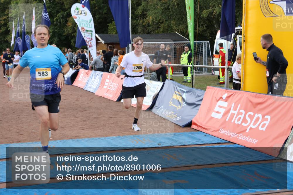 14.09.2025 - Airport Race Strokosch-Dieckow http://msf.ph/oto/8901006 14.09.2025 12:30:32 Ziel 113, 261, 408, 427, 583, 1205, 1243, 1504, 1795, 1885 meine-sportfotos.de