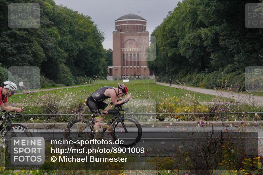14.09.2025 - Stadtparktriathlon Michael Burmester http://msf.ph/oto/8901009 14.09.2025 09:22:21 Radfahren 311, 348, 361, 367, 392, 398, 413, 414, 432, 487 meine-sportfotos.de