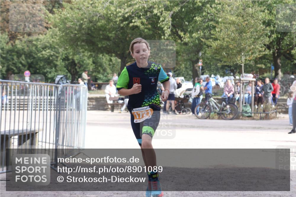 14.09.2025 - Stadtparktriathlon Strokosch-Dieckow http://msf.ph/oto/8901089 14.09.2025 14:44:27 Ziel 1721 meine-sportfotos.de