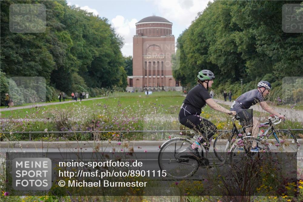 14.09.2025 - Stadtparktriathlon Michael Burmester http://msf.ph/oto/8901115 14.09.2025 13:12:06 Radfahren 1275, 1326, 1357, 1394, 1429, 1465, 1472, 1545, 1558 meine-sportfotos.de