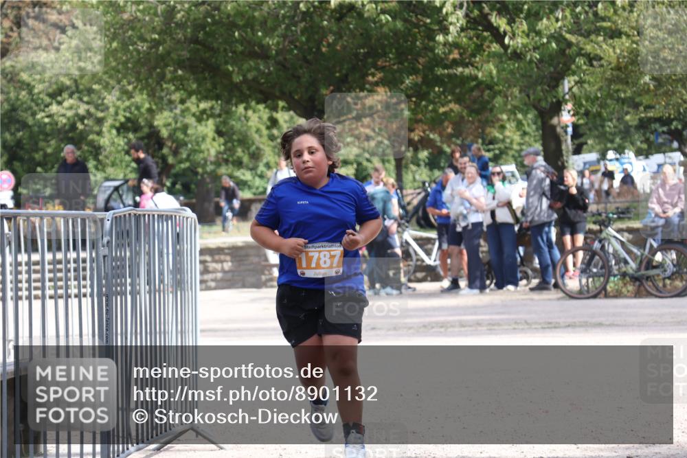 14.09.2025 - Stadtparktriathlon Strokosch-Dieckow http://msf.ph/oto/8901132 14.09.2025 14:47:14 Ziel 1787 meine-sportfotos.de