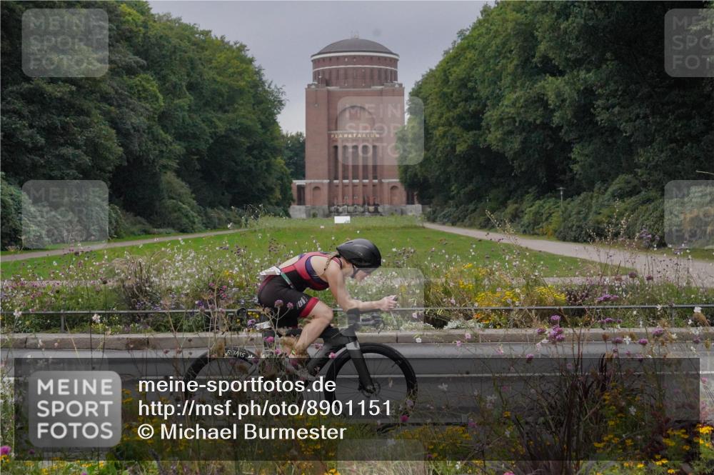 14.09.2025 - Stadtparktriathlon Michael Burmester http://msf.ph/oto/8901151 14.09.2025 09:23:28 Radfahren 313, 319, 325, 360, 369, 436, 463 meine-sportfotos.de
