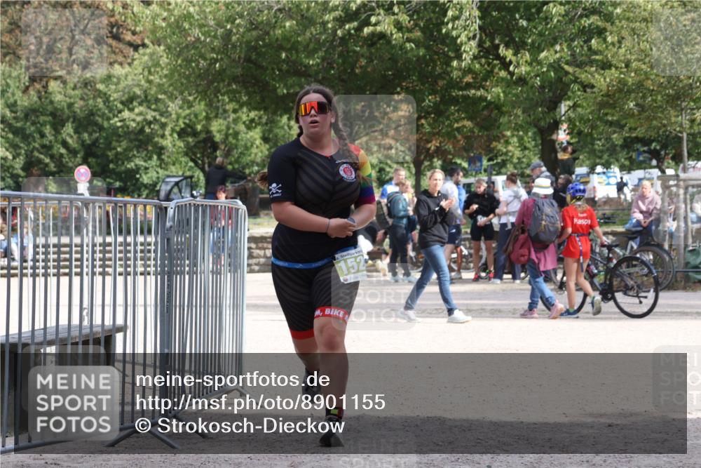 14.09.2025 - Stadtparktriathlon Strokosch-Dieckow http://msf.ph/oto/8901155 14.09.2025 14:49:17 Ziel 1528 meine-sportfotos.de