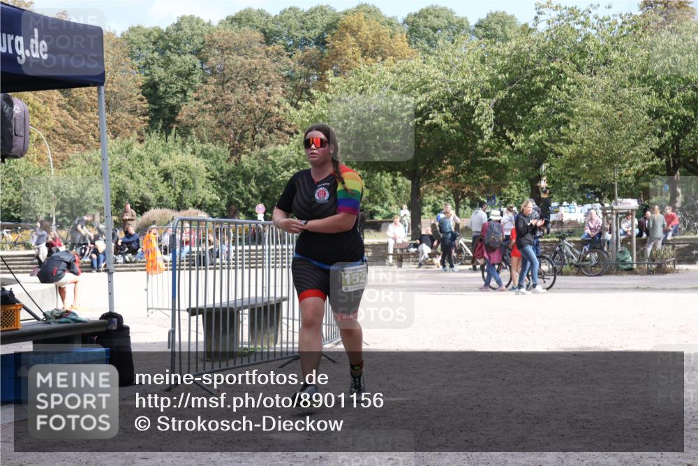 14.09.2025 - Stadtparktriathlon Strokosch-Dieckow http://msf.ph/oto/8901156 14.09.2025 14:49:18 Ziel 1528 meine-sportfotos.de