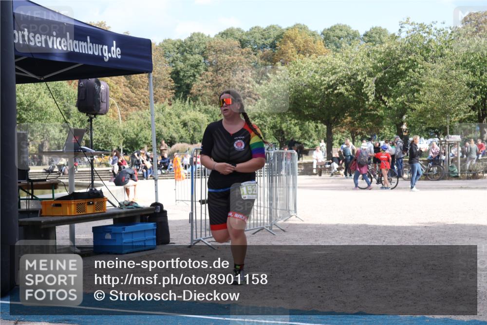 14.09.2025 - Stadtparktriathlon Strokosch-Dieckow http://msf.ph/oto/8901158 14.09.2025 14:49:19 Ziel 1528 meine-sportfotos.de