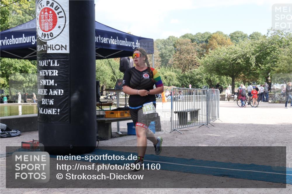 14.09.2025 - Stadtparktriathlon Strokosch-Dieckow http://msf.ph/oto/8901160 14.09.2025 14:49:19 Ziel 1528 meine-sportfotos.de
