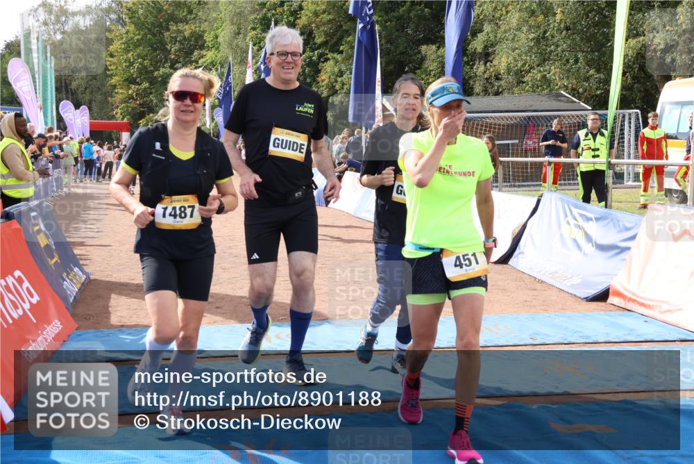 14.09.2025 - Airport Race Strokosch-Dieckow http://msf.ph/oto/8901188 14.09.2025 12:30:50 Ziel 162, 283, 451, 1170, 1324, 1487, 1597, 1608, 2005, 4274, 5056 meine-sportfotos.de