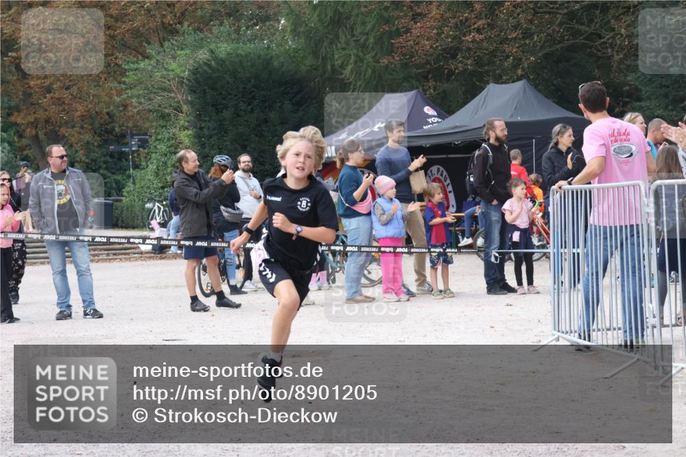 14.09.2025 - Stadtparktriathlon Strokosch-Dieckow http://msf.ph/oto/8901205 14.09.2025 15:01:40 Ziel 1808, 1827, 1841, 1843 meine-sportfotos.de