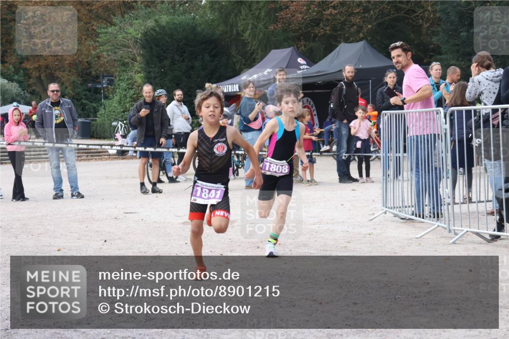 14.09.2025 - Stadtparktriathlon Strokosch-Dieckow http://msf.ph/oto/8901215 14.09.2025 15:01:44 Ziel 1808, 1827, 1841 meine-sportfotos.de