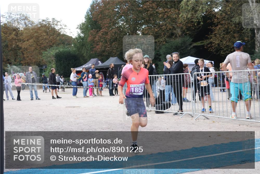 14.09.2025 - Stadtparktriathlon Strokosch-Dieckow http://msf.ph/oto/8901225 14.09.2025 15:02:07 Ziel 1853 meine-sportfotos.de