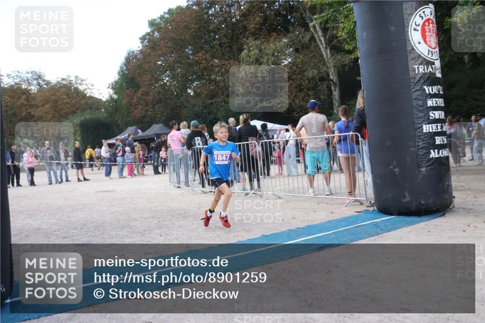 14.09.2025 - Stadtparktriathlon Strokosch-Dieckow http://msf.ph/oto/8901259 14.09.2025 15:02:21 Ziel 1842, 1847, 1858 meine-sportfotos.de