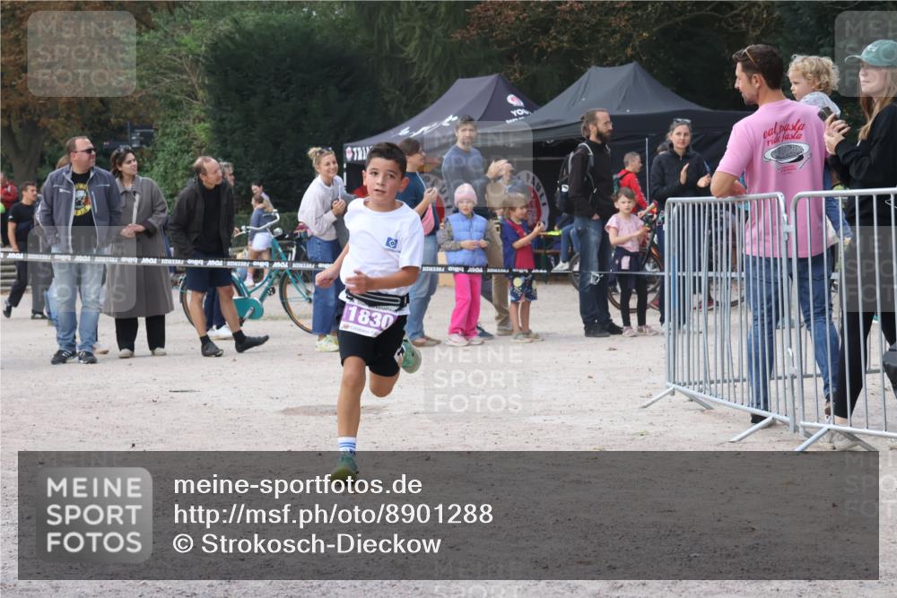 14.09.2025 - Stadtparktriathlon Strokosch-Dieckow http://msf.ph/oto/8901288 14.09.2025 15:02:50 Ziel 1830 meine-sportfotos.de