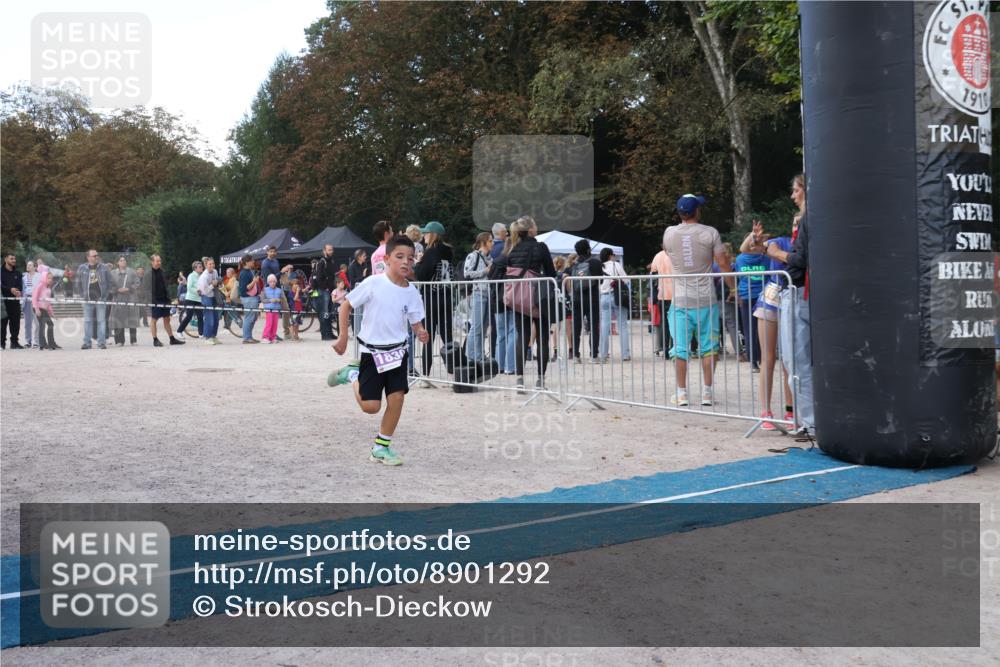 14.09.2025 - Stadtparktriathlon Strokosch-Dieckow http://msf.ph/oto/8901292 14.09.2025 15:02:51 Ziel 1830 meine-sportfotos.de