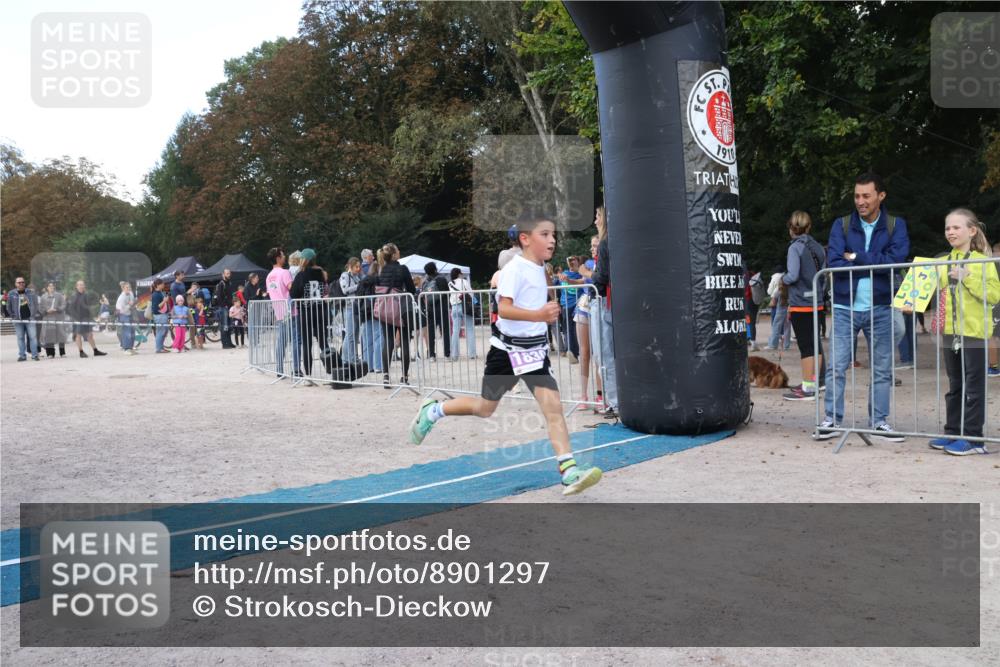 14.09.2025 - Stadtparktriathlon Strokosch-Dieckow http://msf.ph/oto/8901297 14.09.2025 15:02:52 Ziel 1830 meine-sportfotos.de