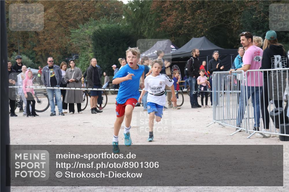 14.09.2025 - Stadtparktriathlon Strokosch-Dieckow http://msf.ph/oto/8901306 14.09.2025 15:02:58 Ziel 1830, 1850, 1852 meine-sportfotos.de