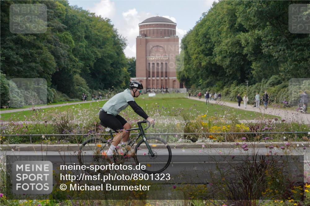 14.09.2025 - Stadtparktriathlon Michael Burmester http://msf.ph/oto/8901323 14.09.2025 13:13:55 Radfahren 1491, 1520 meine-sportfotos.de