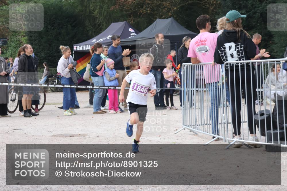 14.09.2025 - Stadtparktriathlon Strokosch-Dieckow http://msf.ph/oto/8901325 14.09.2025 15:03:10 Ziel 1798, 1846 meine-sportfotos.de