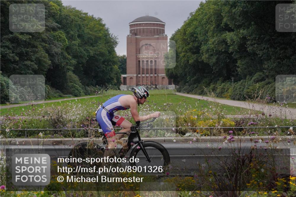 14.09.2025 - Stadtparktriathlon Michael Burmester http://msf.ph/oto/8901326 14.09.2025 09:24:07 Radfahren 391, 412 meine-sportfotos.de