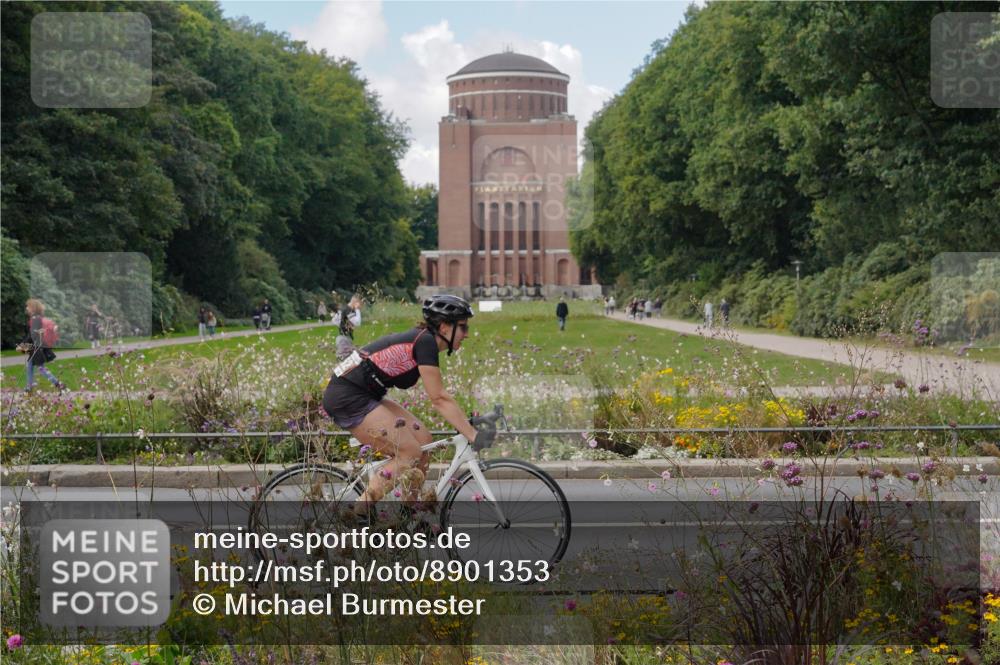 14.09.2025 - Stadtparktriathlon Michael Burmester http://msf.ph/oto/8901353 14.09.2025 13:14:24 Radfahren 1332, 1452, 1495, 1504, 1552 meine-sportfotos.de