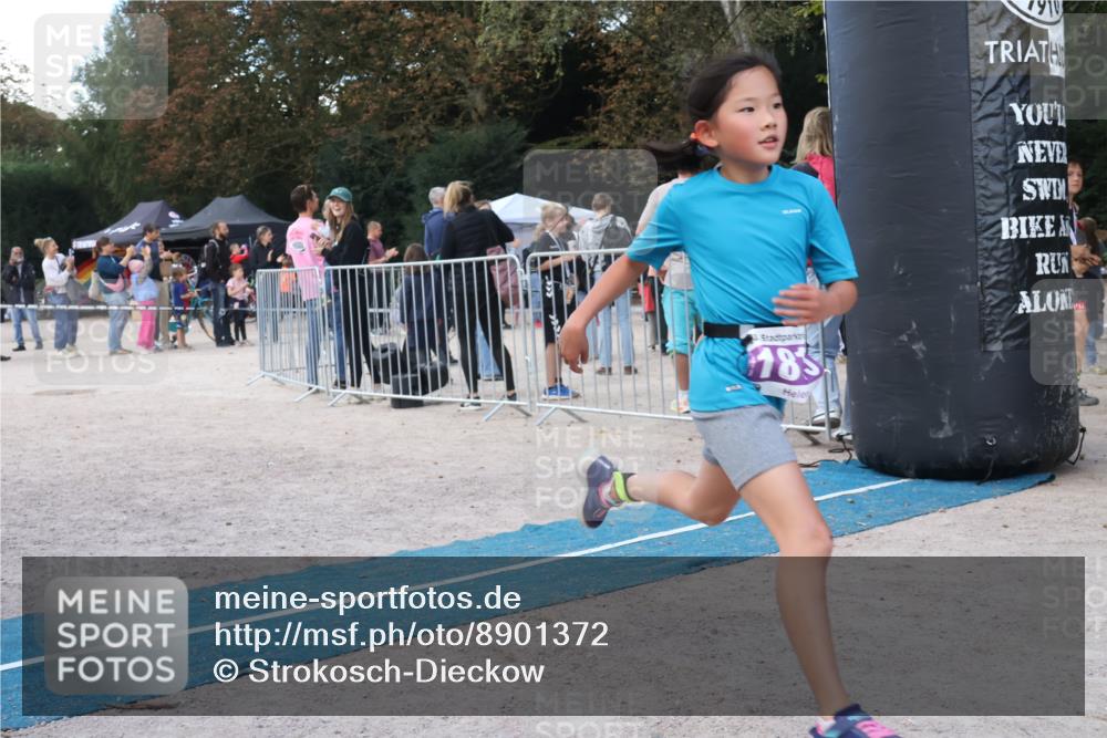 14.09.2025 - Stadtparktriathlon Strokosch-Dieckow http://msf.ph/oto/8901372 14.09.2025 15:03:21 Ziel 1798, 1815, 1823, 1840, 1863 meine-sportfotos.de