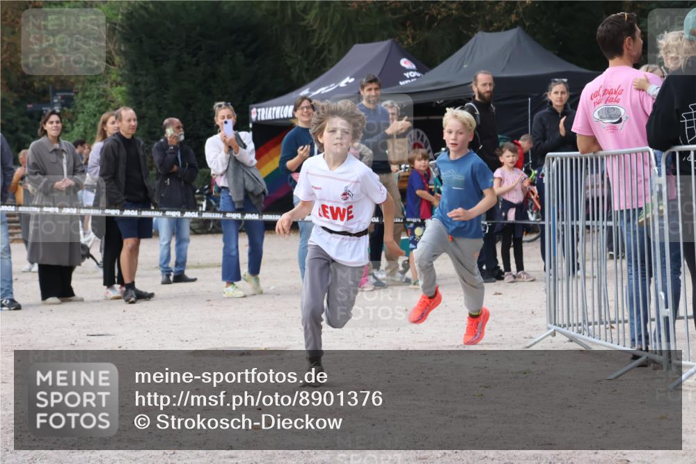 14.09.2025 - Stadtparktriathlon Strokosch-Dieckow http://msf.ph/oto/8901376 14.09.2025 15:03:25 Ziel 1815, 1818, 1823, 1840, 1863 meine-sportfotos.de