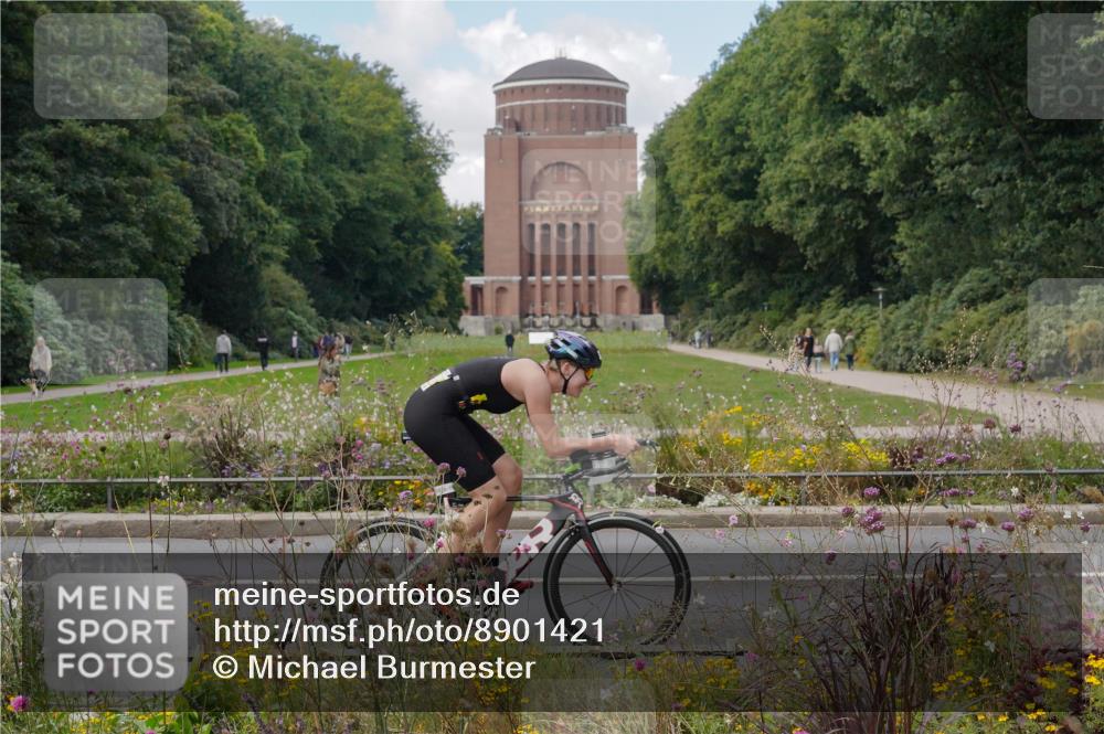 14.09.2025 - Stadtparktriathlon Michael Burmester http://msf.ph/oto/8901421 14.09.2025 13:15:13 Radfahren 1451, 1471, 1514, 1538 meine-sportfotos.de