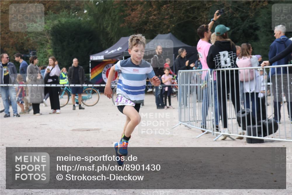 14.09.2025 - Stadtparktriathlon Strokosch-Dieckow http://msf.ph/oto/8901430 14.09.2025 15:03:45 Ziel 1832 meine-sportfotos.de