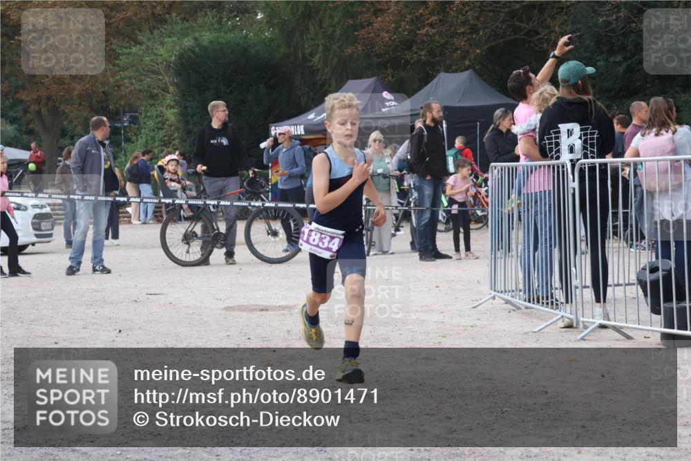 14.09.2025 - Stadtparktriathlon Strokosch-Dieckow http://msf.ph/oto/8901471 14.09.2025 15:04:11 Ziel 1820, 1834, 1851 meine-sportfotos.de
