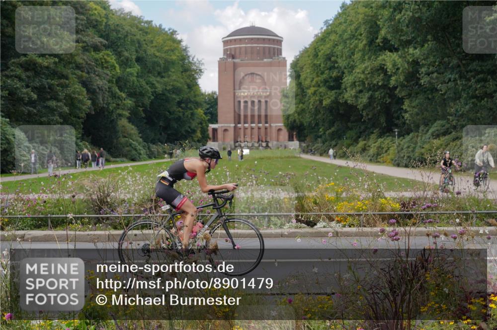14.09.2025 - Stadtparktriathlon Michael Burmester http://msf.ph/oto/8901479 14.09.2025 13:15:48 Radfahren 1422, 1459, 1474, 1481, 1531 meine-sportfotos.de