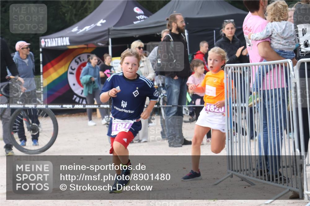 14.09.2025 - Stadtparktriathlon Strokosch-Dieckow http://msf.ph/oto/8901480 14.09.2025 15:04:15 Ziel 1802, 1820, 1828, 1834, 1845, 1851 meine-sportfotos.de
