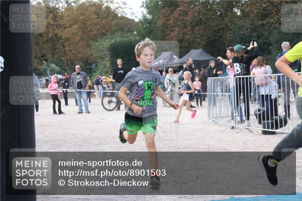 14.09.2025 - Stadtparktriathlon Strokosch-Dieckow http://msf.ph/oto/8901503 14.09.2025 15:04:20 Ziel 1422, 1802, 1820, 1821, 1828, 1845, 1851 meine-sportfotos.de