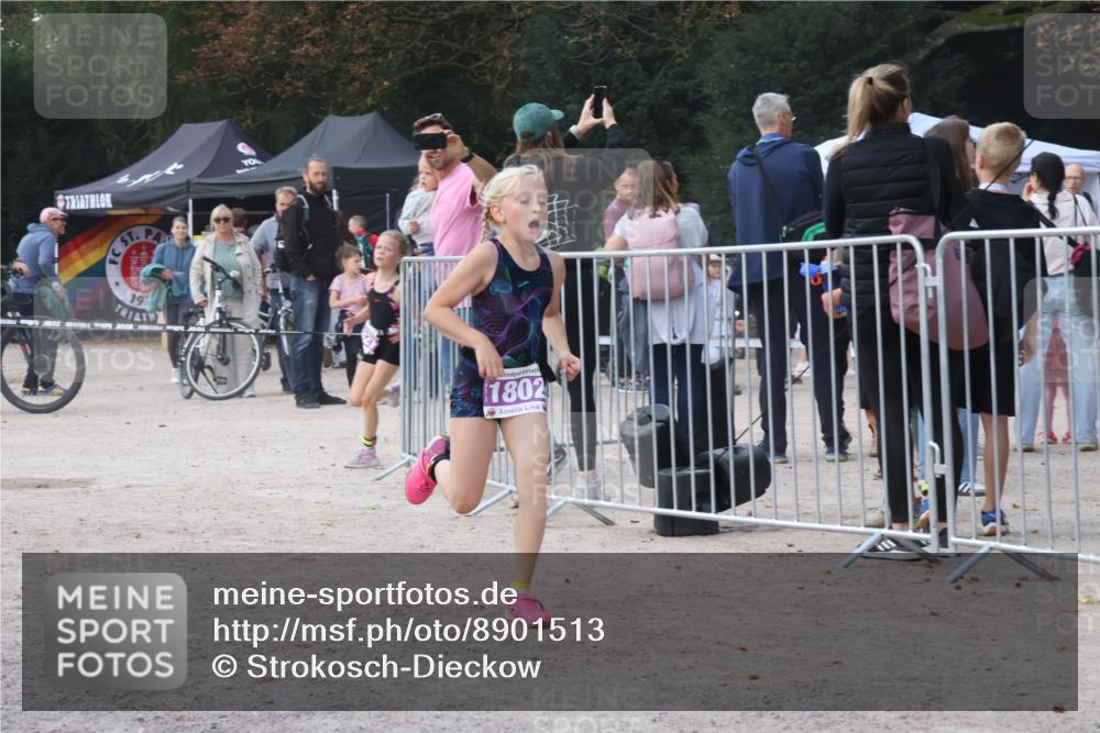 14.09.2025 - Stadtparktriathlon Strokosch-Dieckow http://msf.ph/oto/8901513 14.09.2025 15:04:21 Ziel 1422, 1802, 1820, 1821, 1828, 1836, 1845, 1851 meine-sportfotos.de