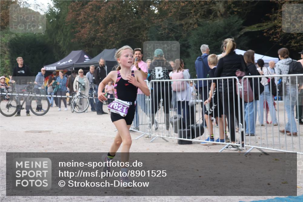 14.09.2025 - Stadtparktriathlon Strokosch-Dieckow http://msf.ph/oto/8901525 14.09.2025 15:04:24 Ziel 1422, 1802, 1821, 1828, 1836, 1845, 1851 meine-sportfotos.de