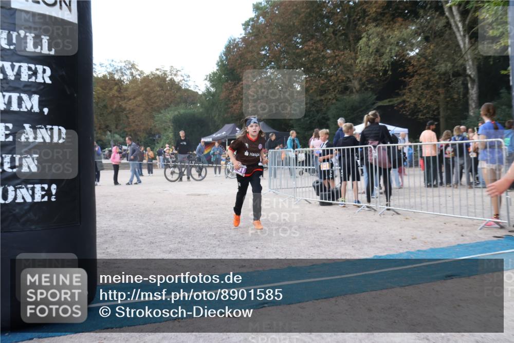 14.09.2025 - Stadtparktriathlon Strokosch-Dieckow http://msf.ph/oto/8901585 14.09.2025 15:04:38 Ziel 1805, 1806, 1809, 1831, 1848, 1857 meine-sportfotos.de