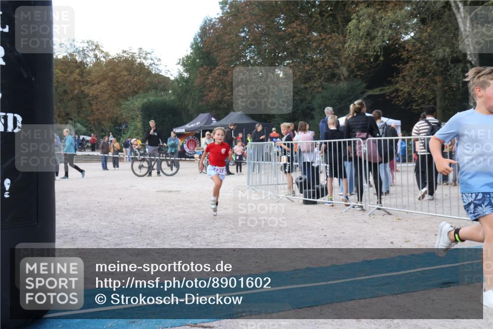 14.09.2025 - Stadtparktriathlon Strokosch-Dieckow http://msf.ph/oto/8901602 14.09.2025 15:04:53 Ziel 1812, 1837 meine-sportfotos.de