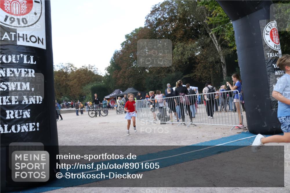14.09.2025 - Stadtparktriathlon Strokosch-Dieckow http://msf.ph/oto/8901605 14.09.2025 15:04:53 Ziel 1812, 1837 meine-sportfotos.de