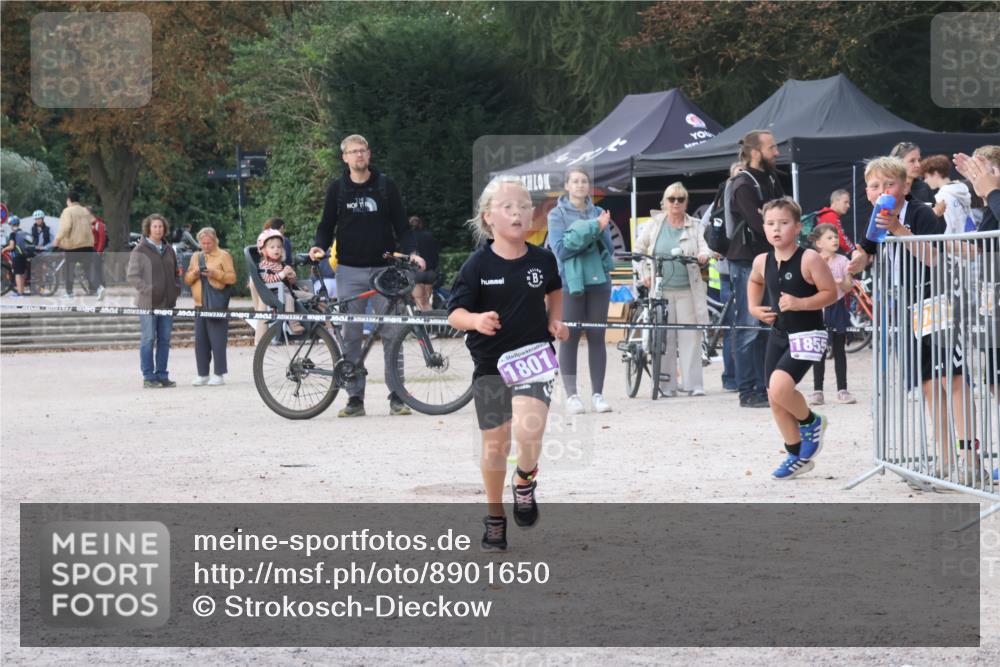 14.09.2025 - Stadtparktriathlon Strokosch-Dieckow http://msf.ph/oto/8901650 14.09.2025 15:05:09 Ziel 1792, 1801, 1803, 1813, 1855 meine-sportfotos.de